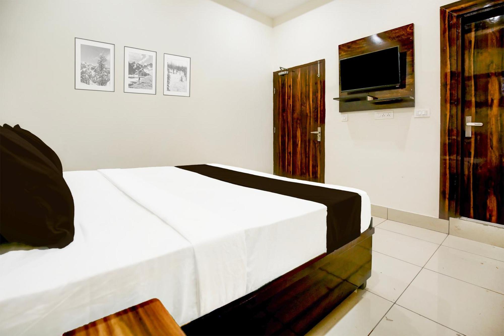 Hotel O A Kurukshetra Екстериор снимка